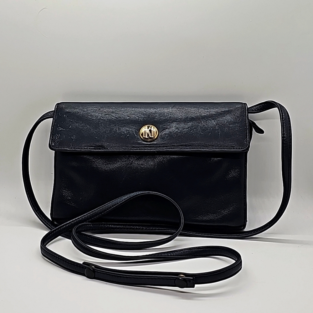 Anne Klein 11 Vintage Leather Navy Mini Crossbody EUC w/ Mirror